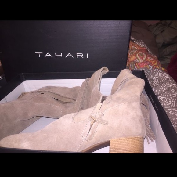 tahari johnny boots